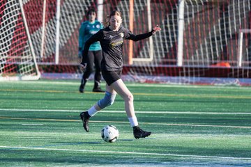 Bild 71 - wBJ VfL Pinneberg2 - Eimsbuttler TV 3 : Ergebnis: 5:0